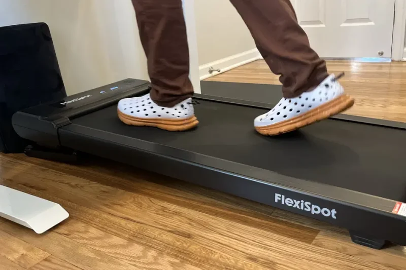 5 Best under Desk Treadmills for Office in 2025